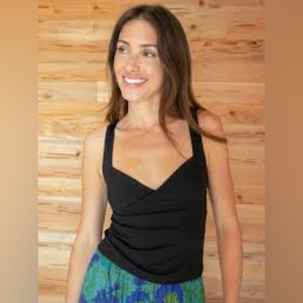 NATURAL LIFE V-Neck Adjustable Strap Black Camisole Top